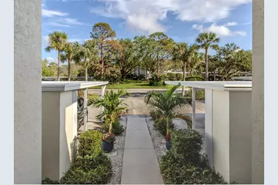 805 Montrose Drive #203, Venice, FL 34293 - Photo 4