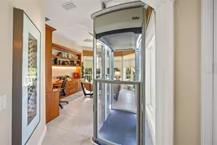 746 Eagle Point Dr, Venice, FL 34285 - Photo 20