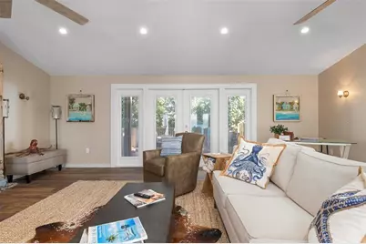 397 Flamingo Drive, Venice, FL 34285 - Photo 6