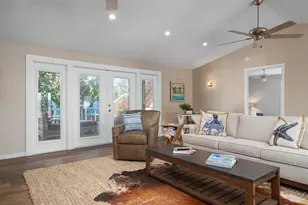 397 Flamingo Dr, Venice, FL 34285 - Photo 10