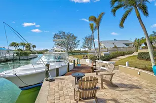 641 Bayshore Rd, Nokomis, FL 34275 - Photo 18