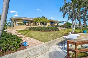 641 Bayshore Rd, Nokomis, FL 34275 - Photo 16