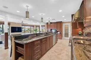 641 Bayshore Rd, Nokomis, FL 34275 - Photo 30