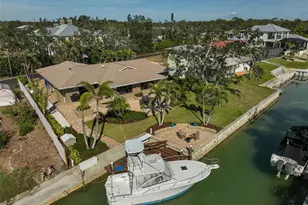 641 Bayshore Rd, Nokomis, FL 34275 - Photo 4