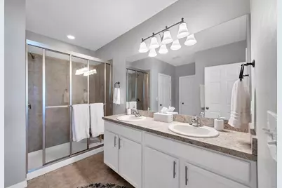 8969 Mondial Court, Venice, FL 34293 - Photo 16