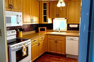 5740 Hyacinth Rd, Venice, FL 34293 - Photo 6