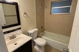 2111 Forked Creek Dr, Englewood, FL 34223 - Photo 8