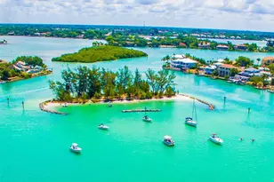 471 Bayshore Rd, Nokomis, FL 34275 - Photo 76