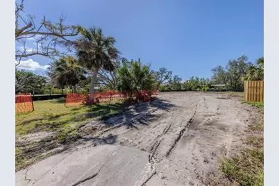 500 Canal Way, Nokomis, FL 34275 - Photo 14