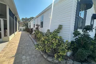 730 Gloriosa Rd, Venice, FL 34293 - Photo 18