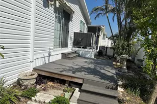730 Gloriosa Rd, Venice, FL 34293 - Photo 16
