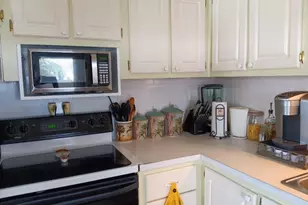 822 Bogie St, Venice, FL 34285 - Photo 10