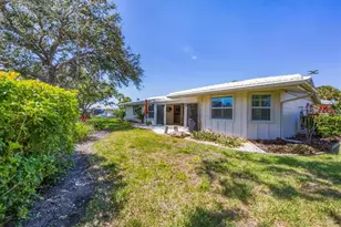 51 Oakwood Dr N, Englewood, FL 34223 - Photo 30