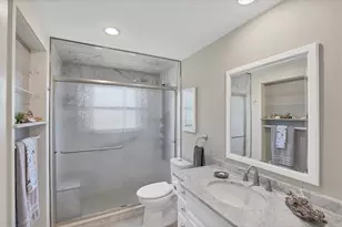 51 Oakwood Dr N, Englewood, FL 34223 - Photo 24