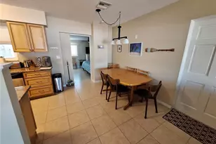 1541 Crest Dr, Englewood, FL 34223 - Photo 4