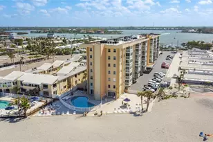 1255 Tarpon Center Dr, Venice, FL 34285 - Photo 30