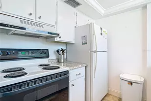 1255 Tarpon Center Dr, Venice, FL 34285 - Photo 12