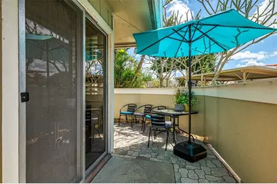 3008 Sail Pointe Circle #2C, Venice, FL 34293 - Photo 4