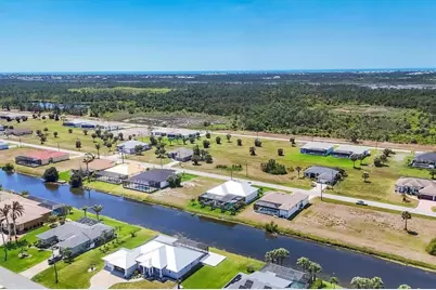 226 W Pine Valley Lane, Rotonda West, FL 33947 - Photo 54