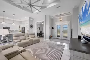 226 W Pine Valley Ln, Rotonda West, FL 33947 - Photo 14
