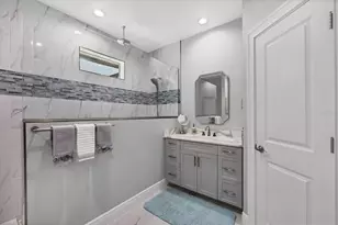 226 W Pine Valley Ln, Rotonda West, FL 33947 - Photo 28