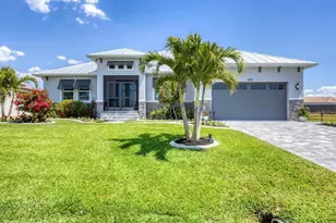 226 W Pine Valley Ln, Rotonda West, FL 33947 - Photo 6