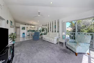 1041 Capri Isles Blvd, Venice, FL 34292 - Photo 6