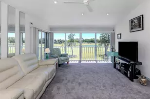 1041 Capri Isles Blvd, Venice, FL 34292 - Photo 8