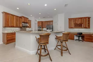 101 Portofino Dr, North Venice, FL 34275 - Photo 12