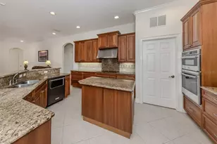 101 Portofino Dr, North Venice, FL 34275 - Photo 14