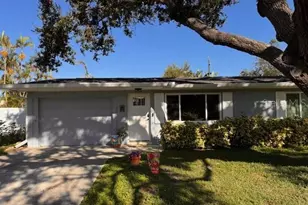 1460 Everest Rd, Venice, FL 34293 - Photo 2