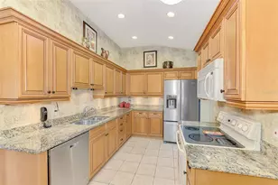 335 Auburn Woods Cir, Venice, FL 34292 - Photo 26