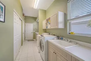 525 Cheval Dr, Venice, FL 34292 - Photo 32