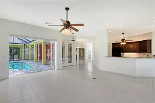 525 Cheval Dr, Venice, FL 34292 - Photo 10