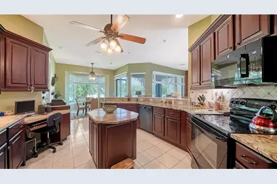 525 Cheval Drive, Venice, FL 34292 - Photo 20