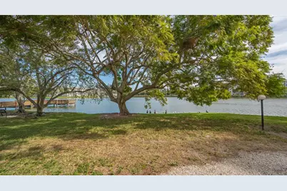 3845 Lake Bayshore Drive #F103, Bradenton, FL 34205 - Photo 34