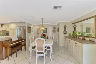 403 Picasso Dr, Nokomis, FL 34275 - Photo 10