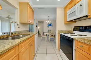 595 Circlewood Dr, Venice, FL 34293 - Photo 10