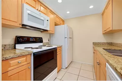 595 Circlewood Drive #Y4, Venice, FL 34293 - Photo 16