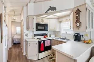 1475 Flamingo Dr, Englewood, FL 34224 - Photo 12