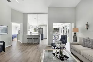 809 Montrose Dr, Venice, FL 34293 - Photo 14