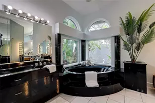 181 S Auburn Rd, Venice, FL 34292 - Photo 34