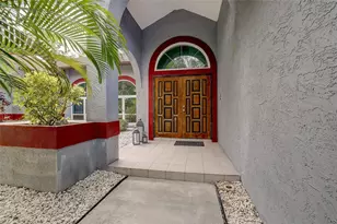 181 S Auburn Rd, Venice, FL 34292 - Photo 4