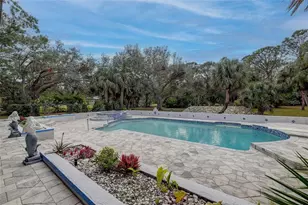 181 S Auburn Rd, Venice, FL 34292 - Photo 58