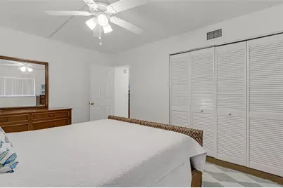 360 Base Avenue E #413, Venice, FL 34285 - Photo 20