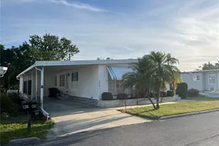 411 Cervina Dr N, Venice, FL 34285 - Photo 1