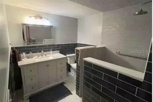 751 Arabian Cir, Nokomis, FL 34275 - Photo 4