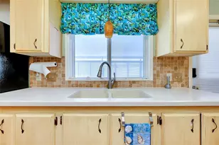 881 Grado Dr, Venice, FL 34285 - Photo 6