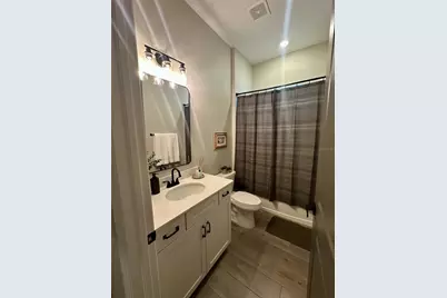 17577 Santorini Court, Venice, FL 34293 - Photo 10