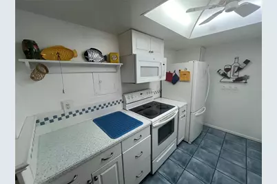 612 Bird Bay Drive S #308, Venice, FL 34285 - Photo 8